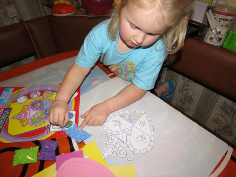 Ждем Новый год и получаем задания.