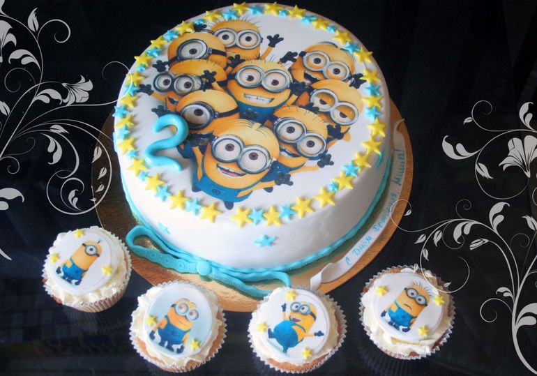 Фототорт  и капкейки"Гадкий я"