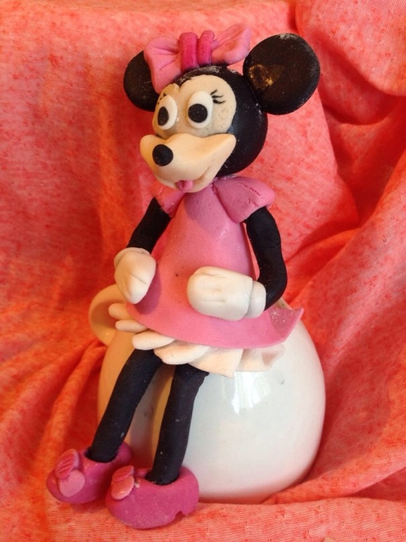 Мои первые фигурки из мастики)