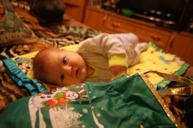 как мы Едим конфеты))