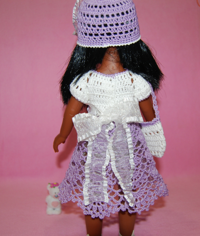 Связалось в подарок).