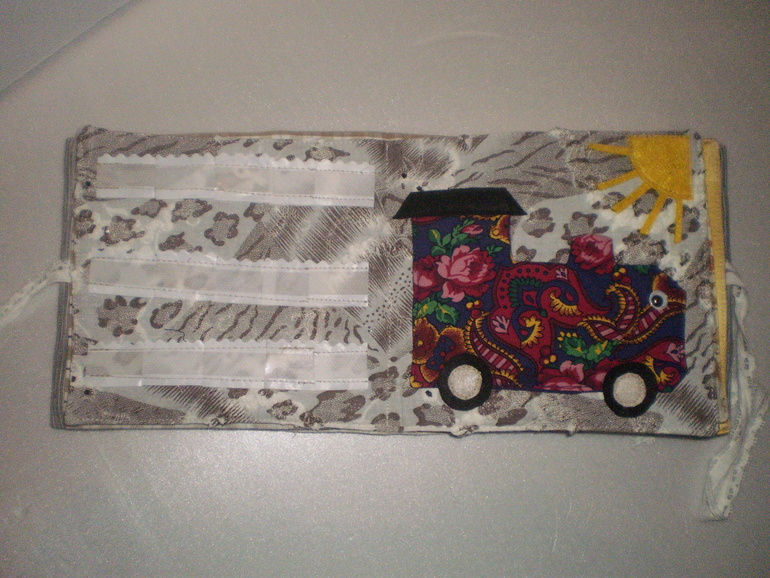 Книжка из фетра и хлопка №2