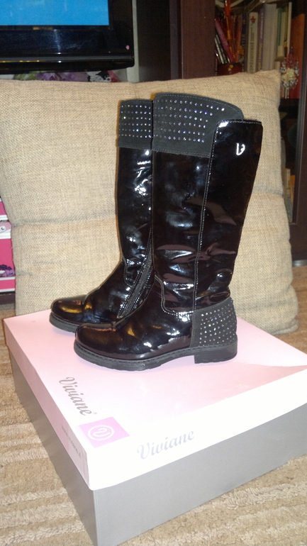 Сапожки для девочки VIVIANE 29 размер б/у 1 раз