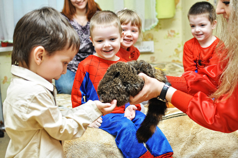 Фото человек паук и мои именниники