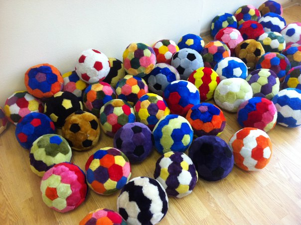 мячи из натурального меха овчины "Furball"