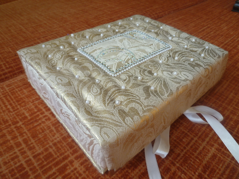 ---------------шкатулка для ювелирных украшений--------------