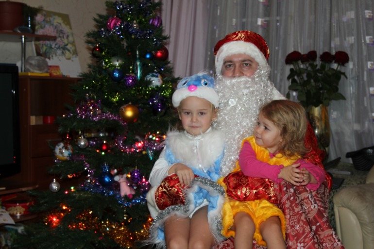 А к нам приходил Дед Мороз!!