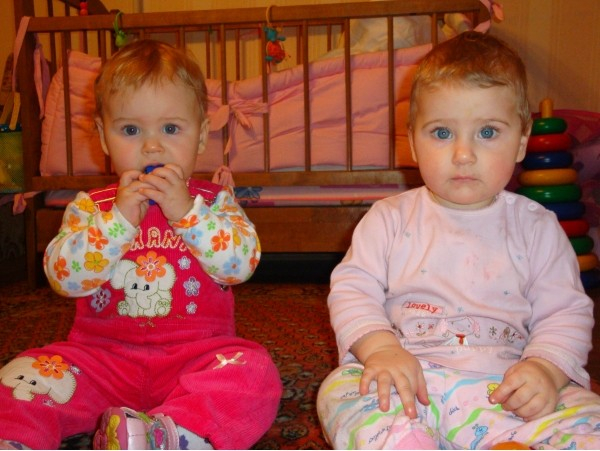 Фото-история двух подружек- Даши и Кристины