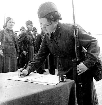 Скоро 23 февраля...