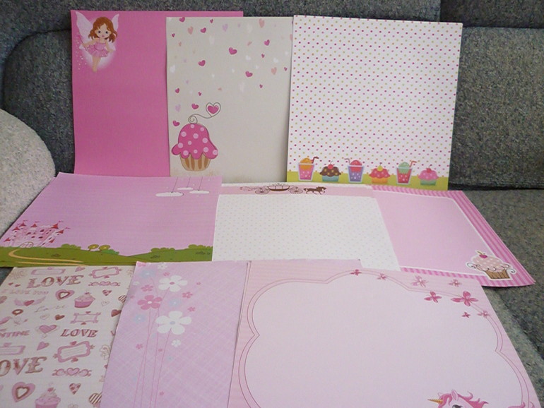 Отхватила бумажку