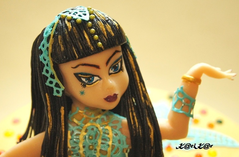 Клео Де Нил.