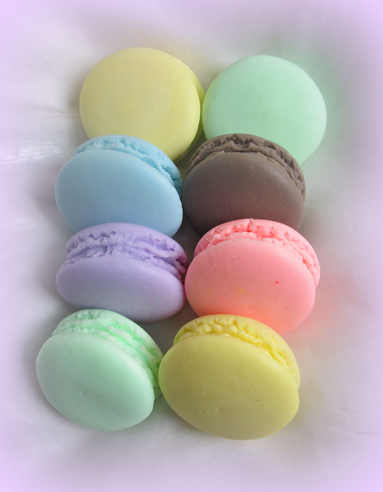 И снова прошу к столу.