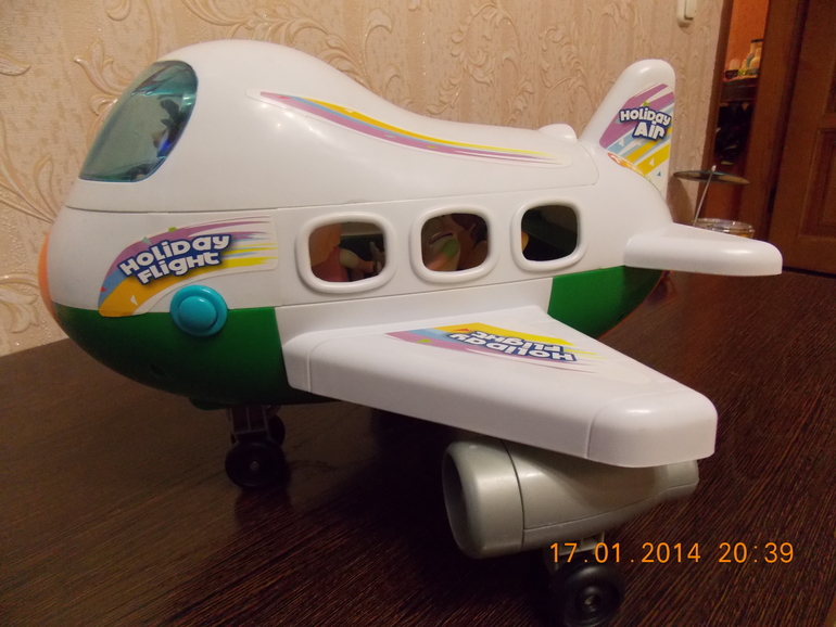 Игрушки, которые дочуне принес Дедушка Мороз!!!