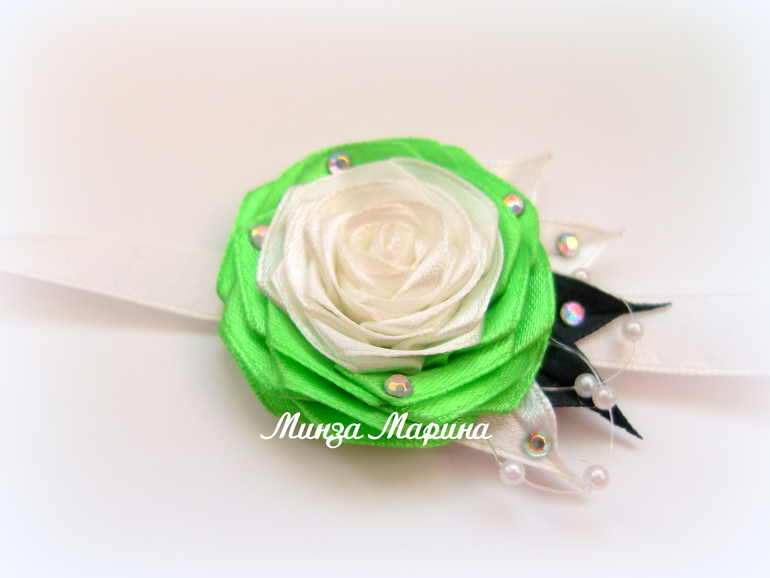 Розочки на ленточках