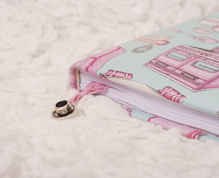 2 кулинарных блокнота на продажу