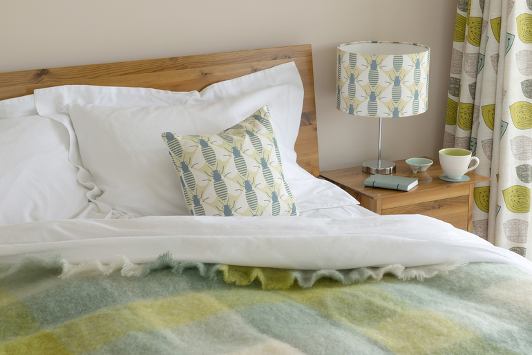 Яркие Пледы из Ирландии (100% овечья шерсть)