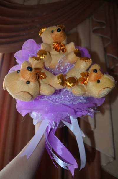 Букеты из мягких игрушек в наличии и под заказ