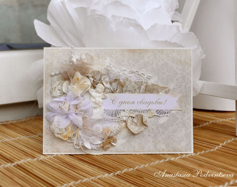 Много всего - открытки, обложки, блокноты.