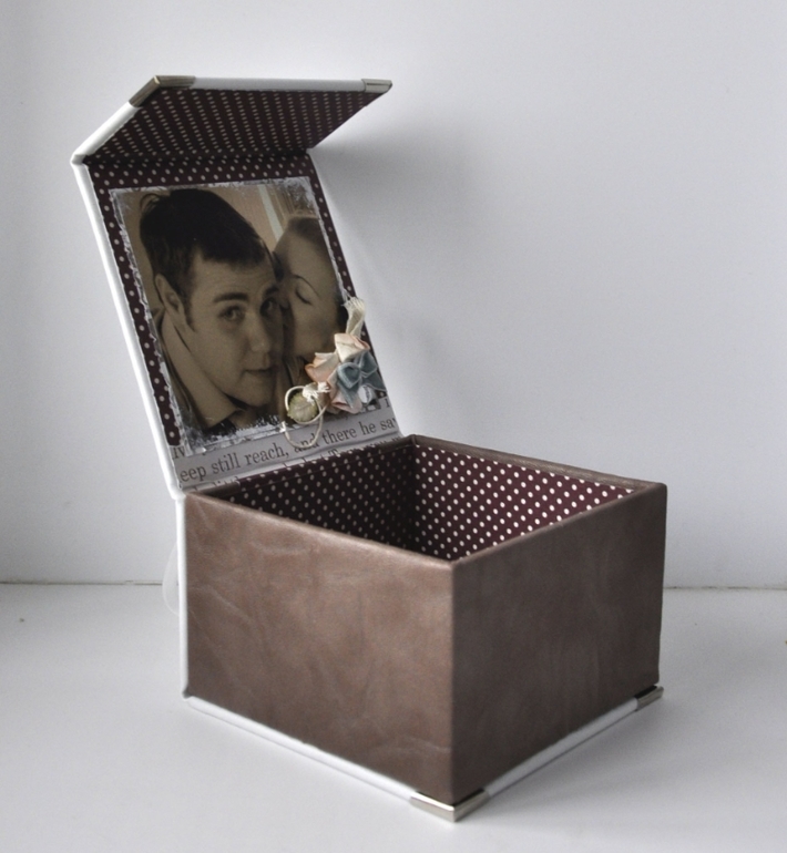 Шкатулка со словами любви)