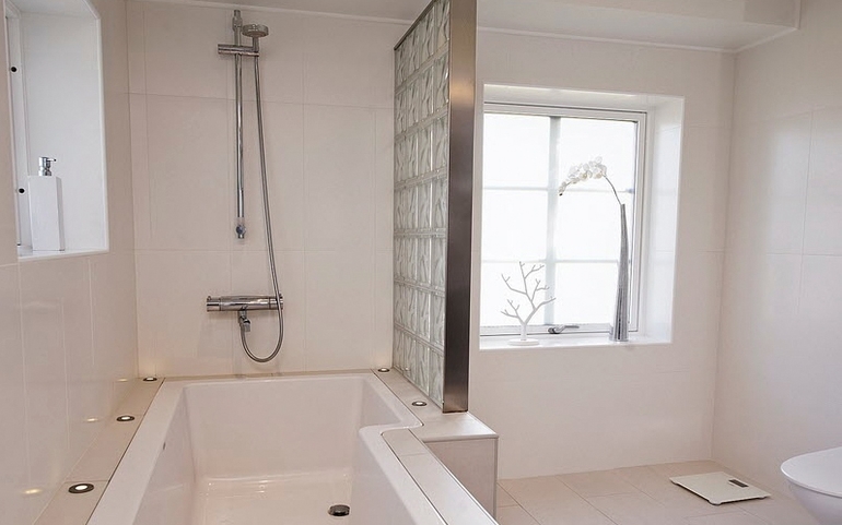 Лаконичность и графичность. Классический образец.