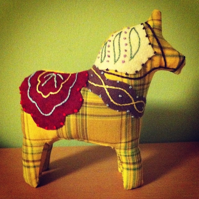 Про символ года. Скандинавская лошадка Dala Horse