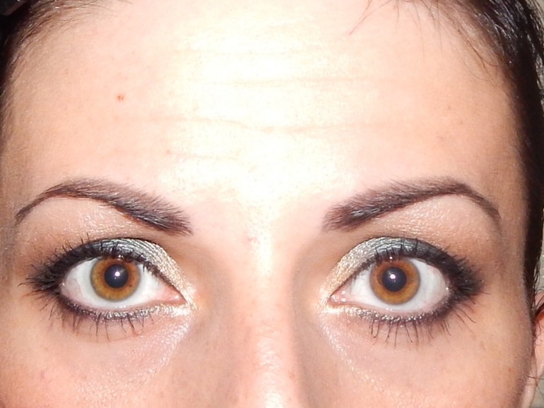 Яркий макияж ( Sleek Storm)