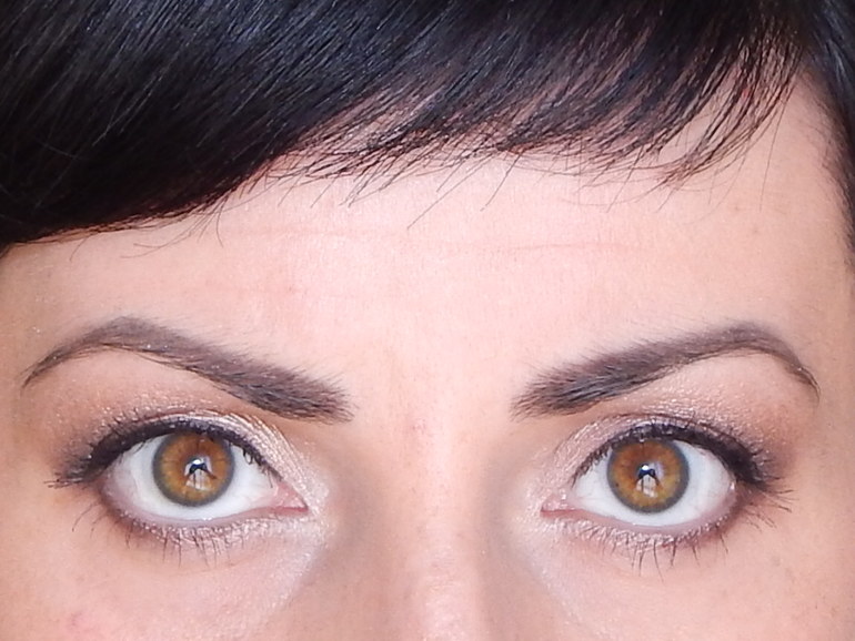 Оформление бровей