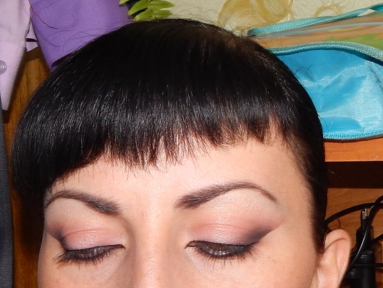 Макияж кошачий глаз