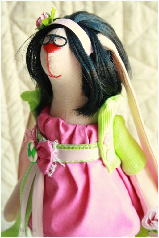 очень необычная зайка