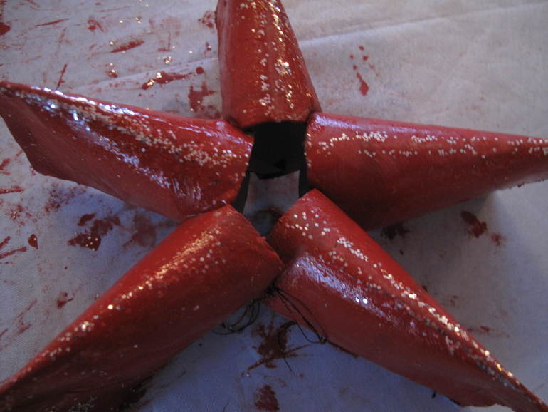 День 13  У нашей елки появилась звезда