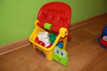 Продажа игрушек от 0 до 3 лет.