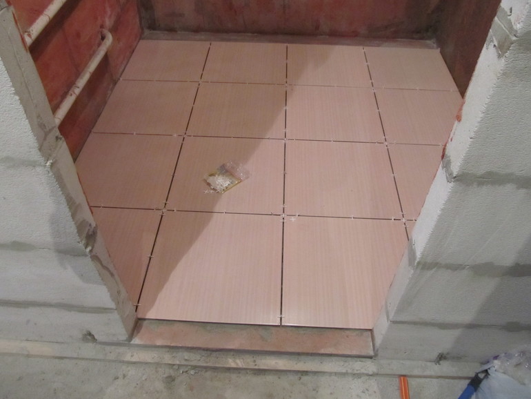 Чем можно закрыть пространство дверного проема?