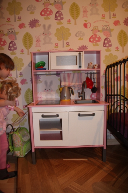Кухня для дочки.