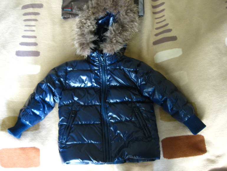 Продам куртку зимнюю футурино, 98 размер