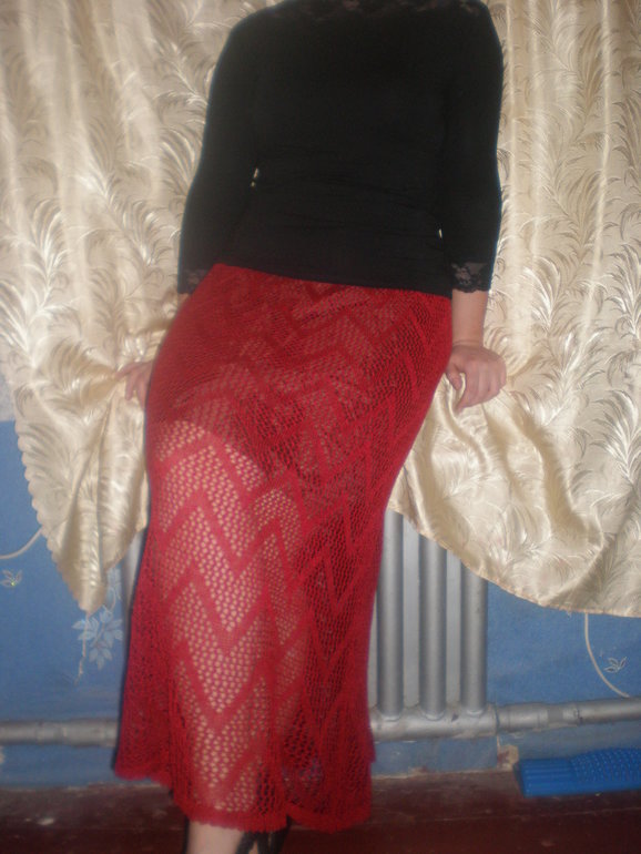 Длинная ажурная юбка из фризе.