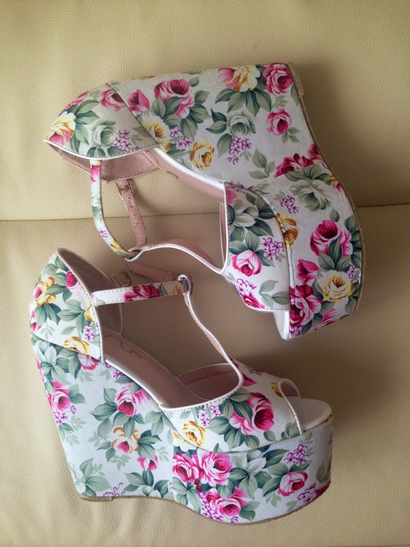 Босоножки 39 р-р