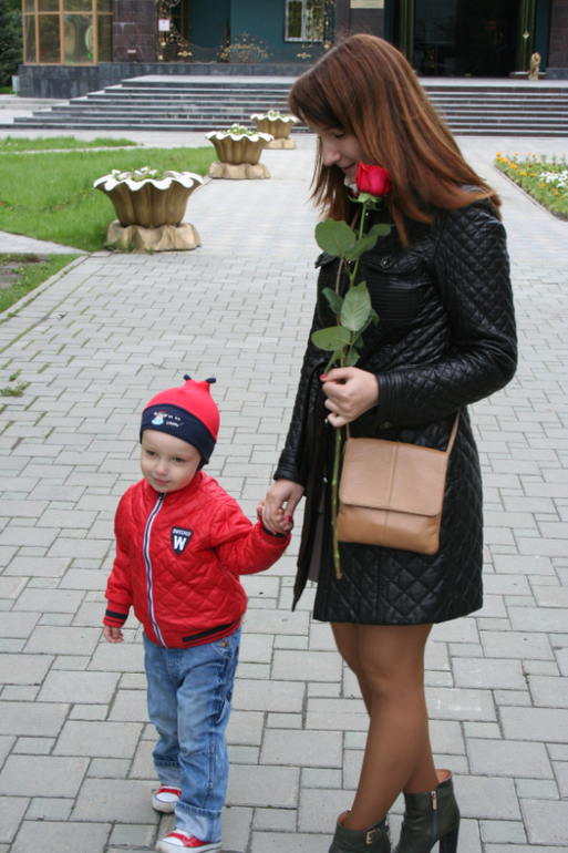 В пятницу было +30, а сегодня всего +10