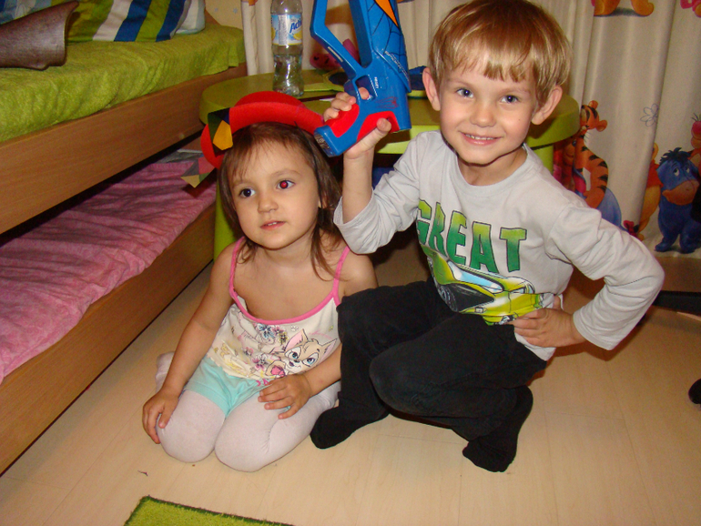 В гостях в большом семействе 6 детей.....