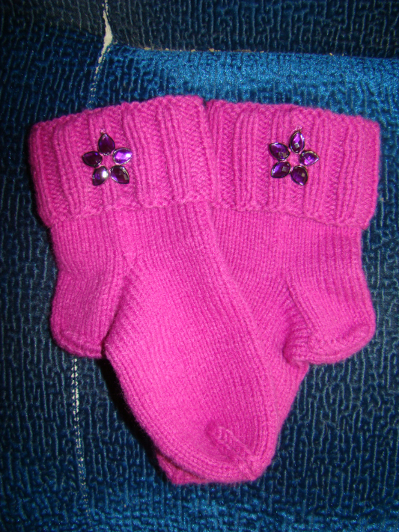 Скромные носочки.....