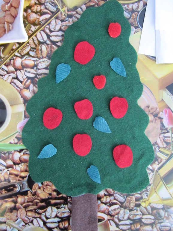 яблоня в 4 временах года