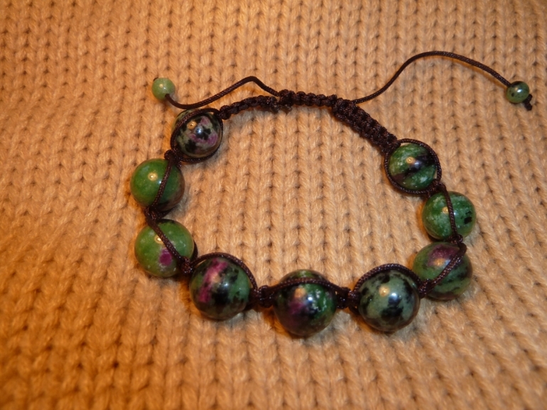 Украшения из натуральных камней ручной работы