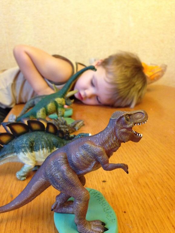 Еще один вариант использования пластилина djeco