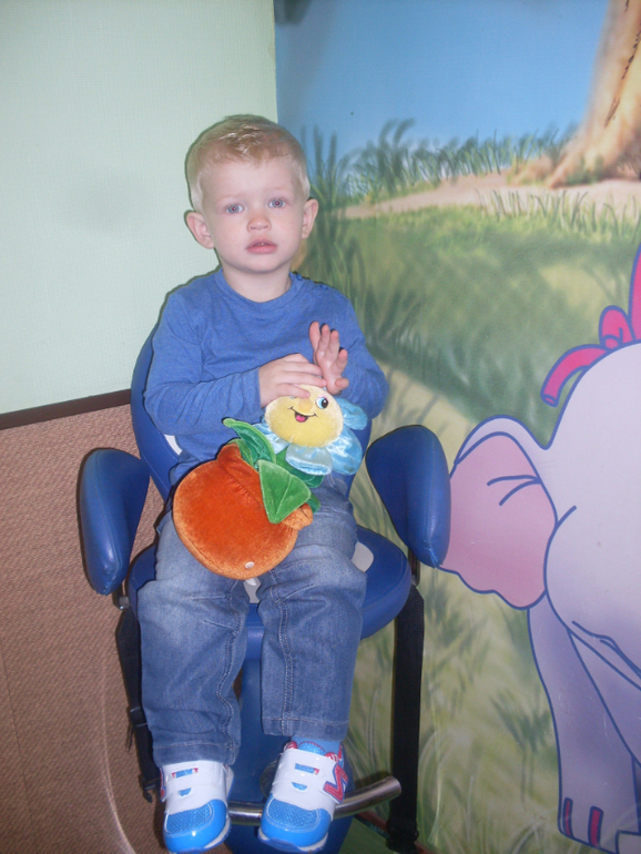 Первый поход в парикмахерскую