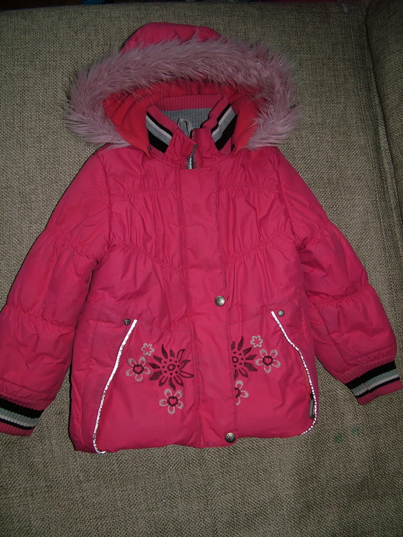 Куртка kerry 98+6  1200 рублей.