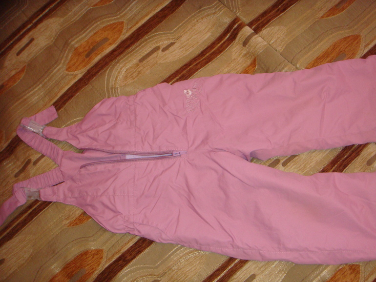 костюмчик для девочки 92 размер 800 руб. Б\у в очень хорошем состоянии