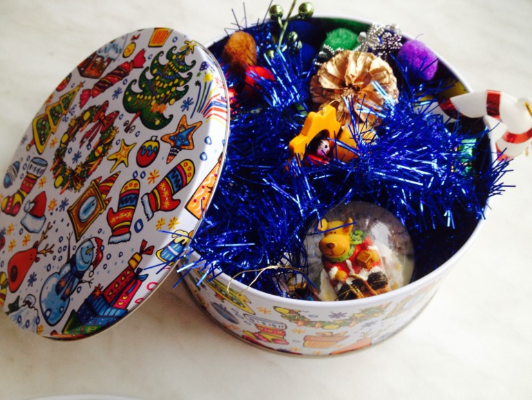 Новогодняя сенсорная коробочка