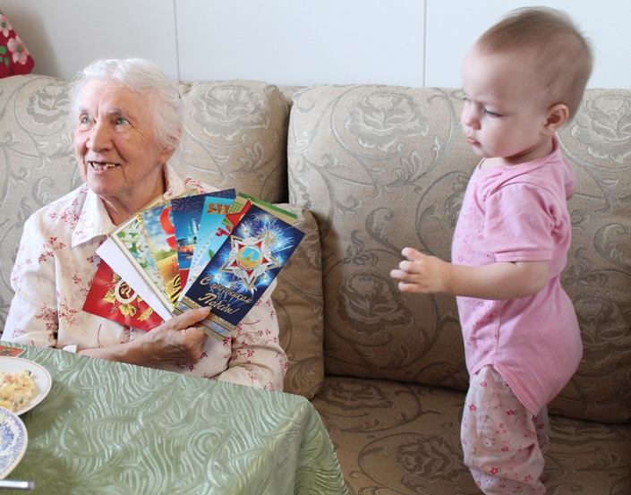 Спасибо огромное за открытки.