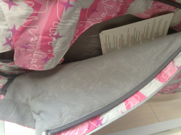 Huppa новый комбез на весну 2000 р 92 размер