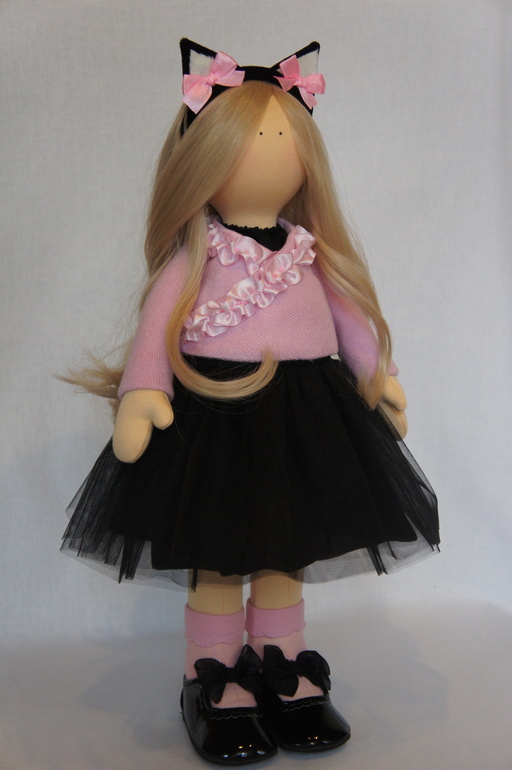 Леся,Артёмка и кошечка Соня.