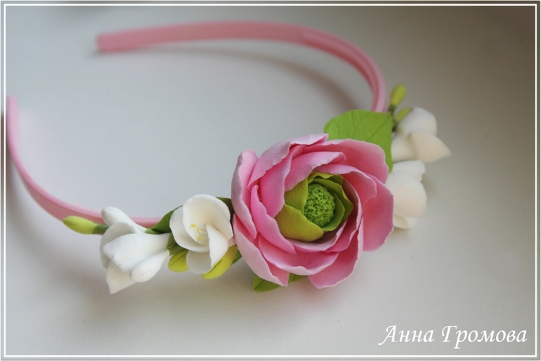 Яркие украшения для лета - ободочки с цветами